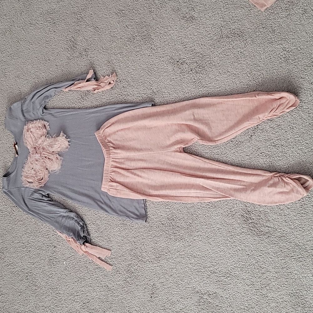 2pc set size 3T grey and pink